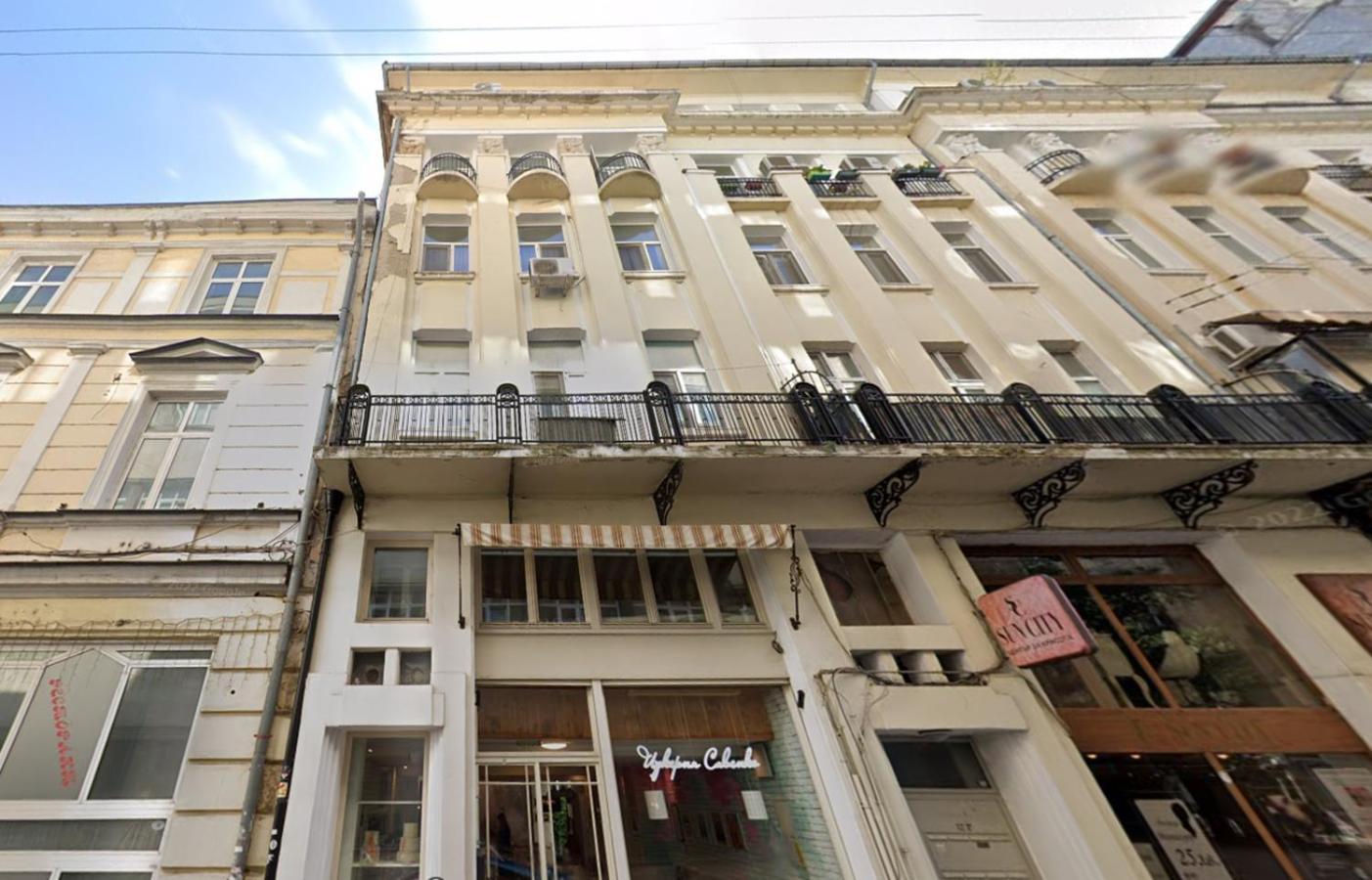 Charming 2Bdr Apartment In Historic Center With Parking Sofia Luaran gambar