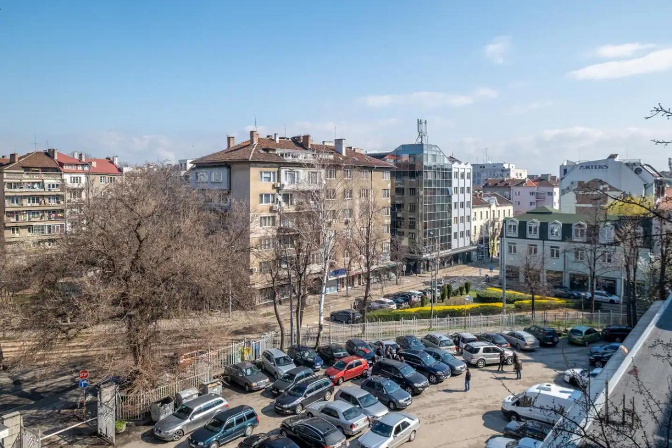Charming 2Bdr Apartment In Historic Center With Parking Sofia Luaran gambar