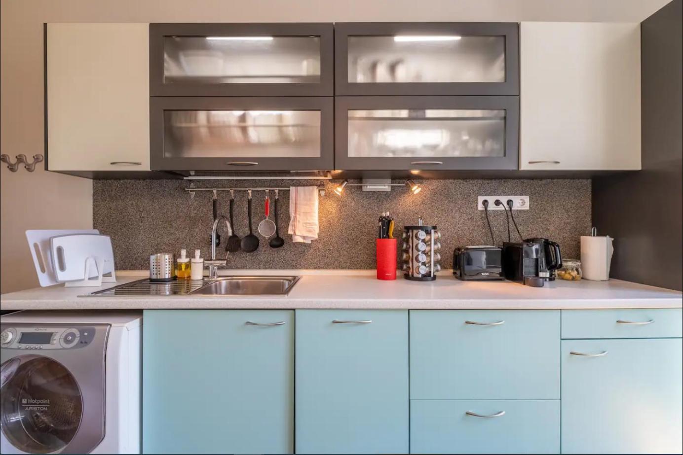 Charming 2Bdr Apartment In Historic Center With Parking Sofia Luaran gambar
