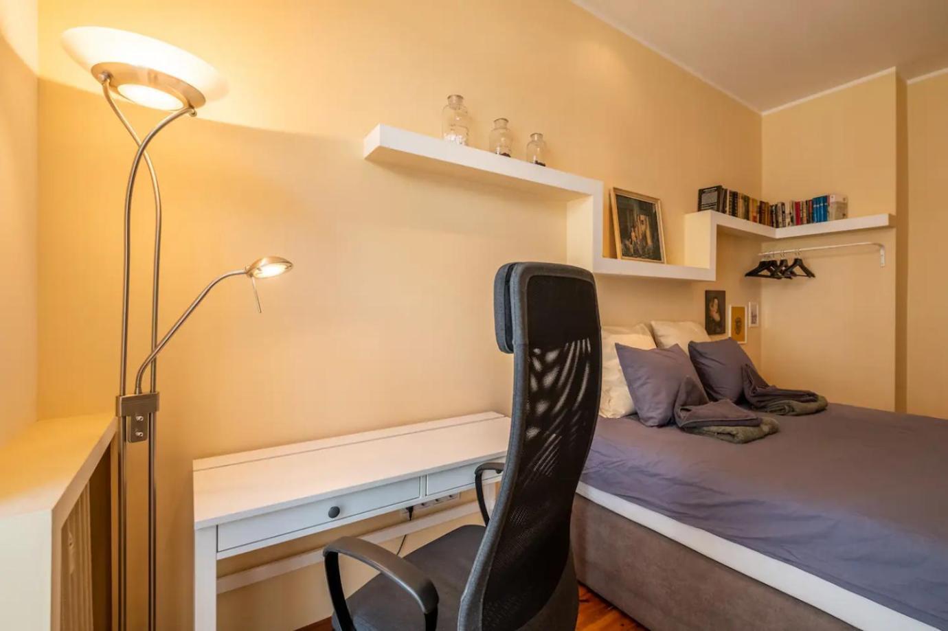 Charming 2Bdr Apartment In Historic Center With Parking Sofia Luaran gambar